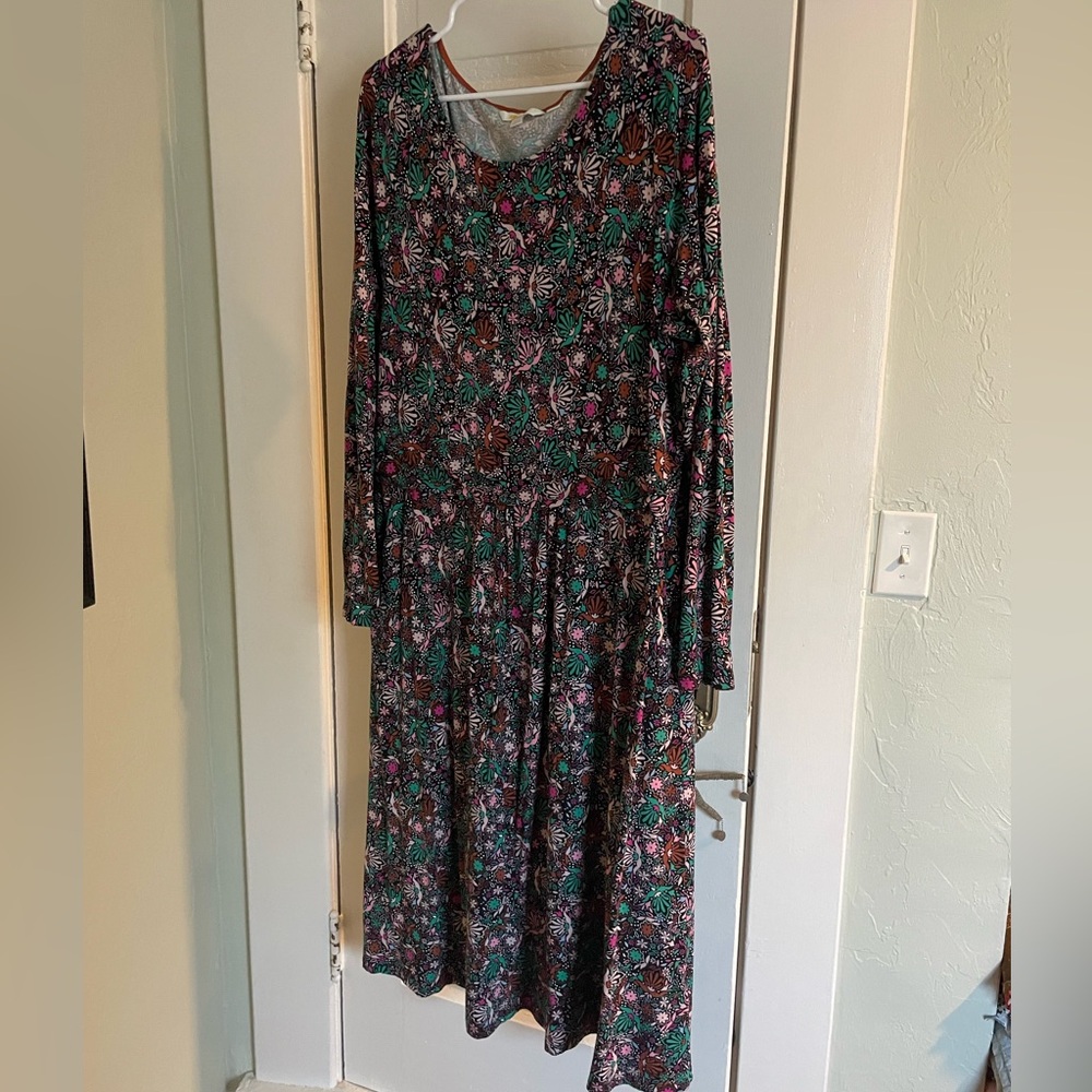 Boden knit jersey midi dress.